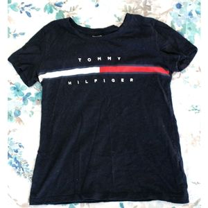 Womens Tommy Hilfiger T- Shirt